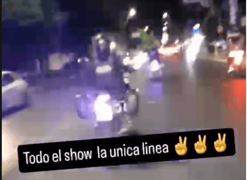 Un video muestra a la policía escoltaron a la caravana de motos hacia las afueras de La Plata