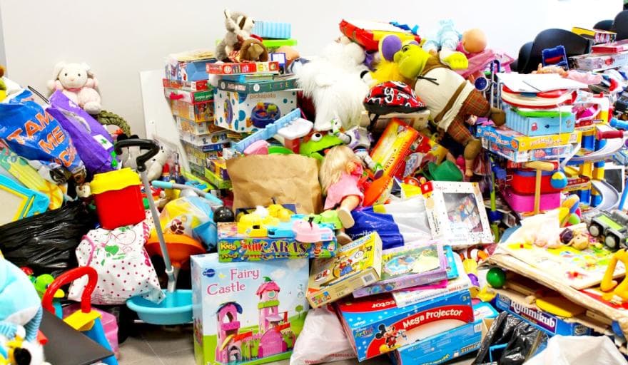 La Plata Solidaria lanzó su colecta navideña “Ni un Chico sin Papá Noel” y habilitó centros de recepción