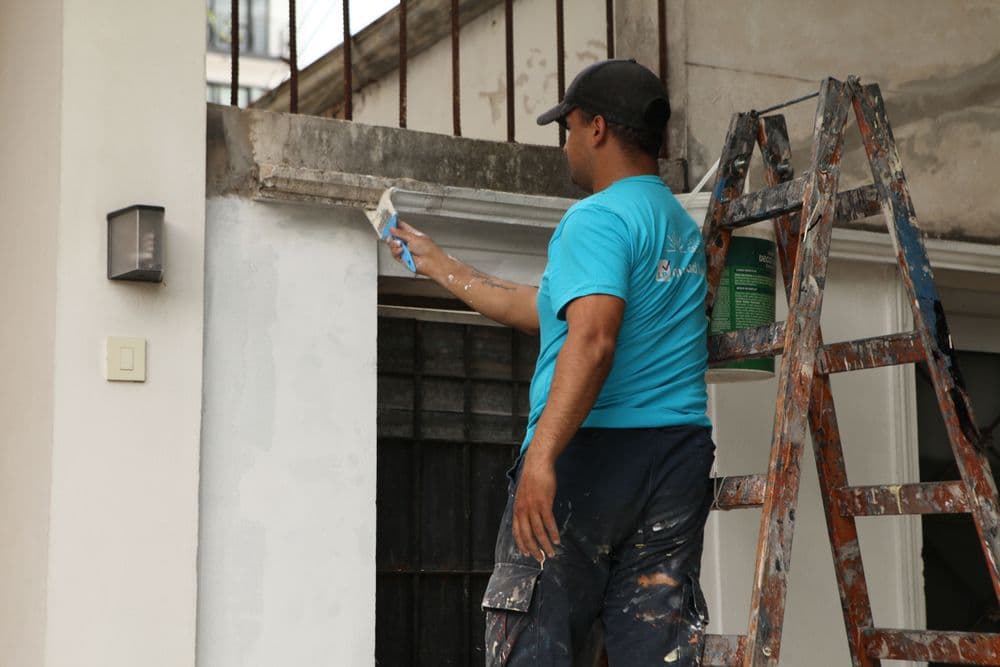 Avanza en La Plata la recuperación del espacio público con más intervenciones de “Ciudad Limpia”